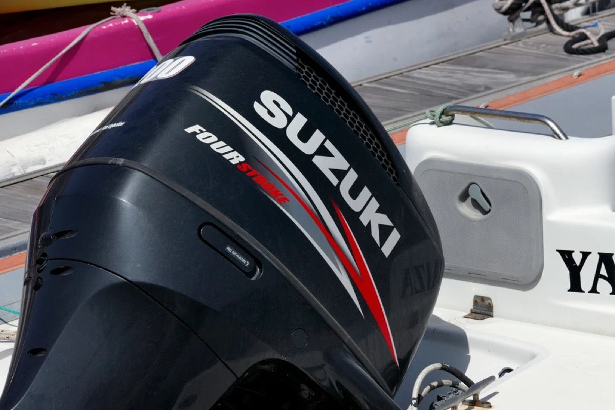 Suzuki four stroke outboard engine